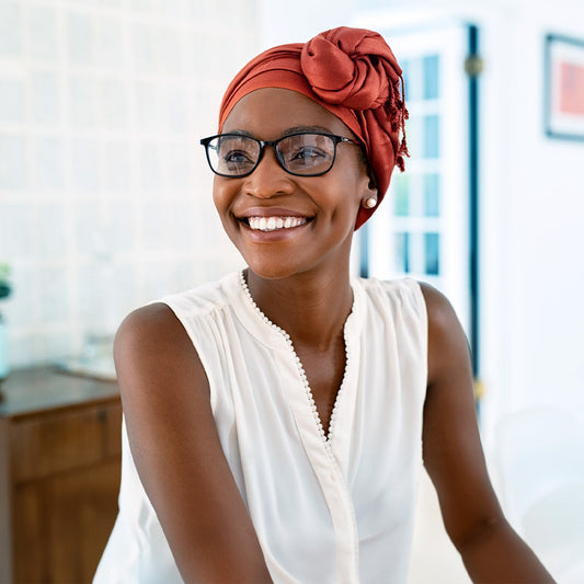 5 Ways to Look Good in Glasses